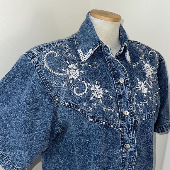 Denim jean Pearl embellished vintage button up down shirt western small s - Picture 1 of 8